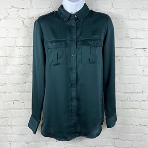 Banana Republic woman’s long sleeve blouse, dark emerald green. Size XS
